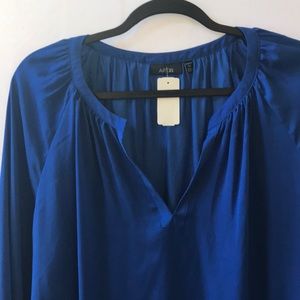 NWT cobalt blue blouse! Apt. 9 size 0X